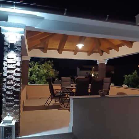 Apartments Luka Rab Town Zewnętrze zdjęcie