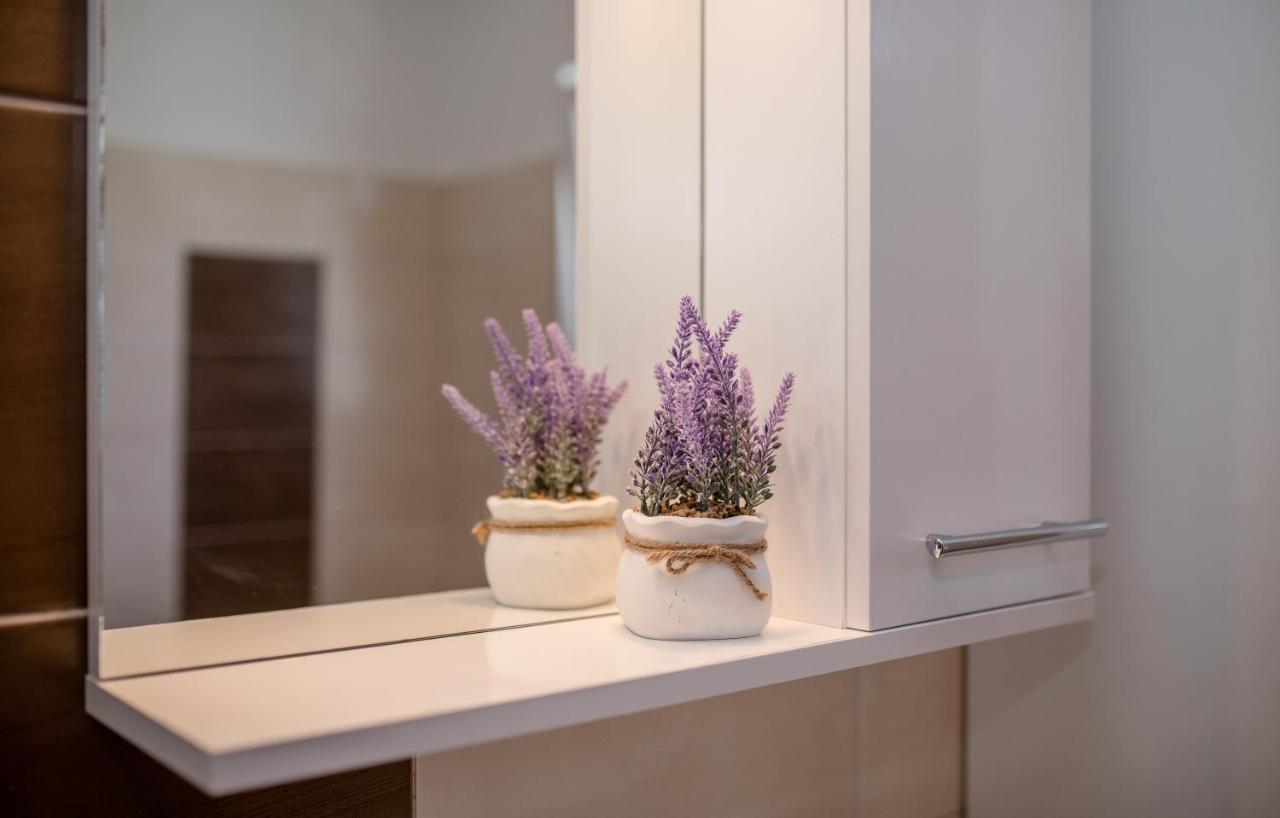 Apartments Luka Rab Town Zewnętrze zdjęcie