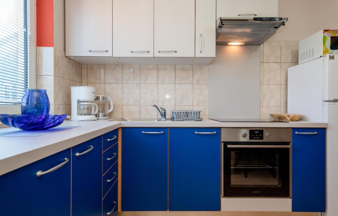 Apartments Luka Rab Town Zewnętrze zdjęcie