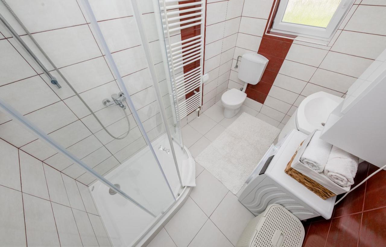 Apartments Luka Rab Town Zewnętrze zdjęcie