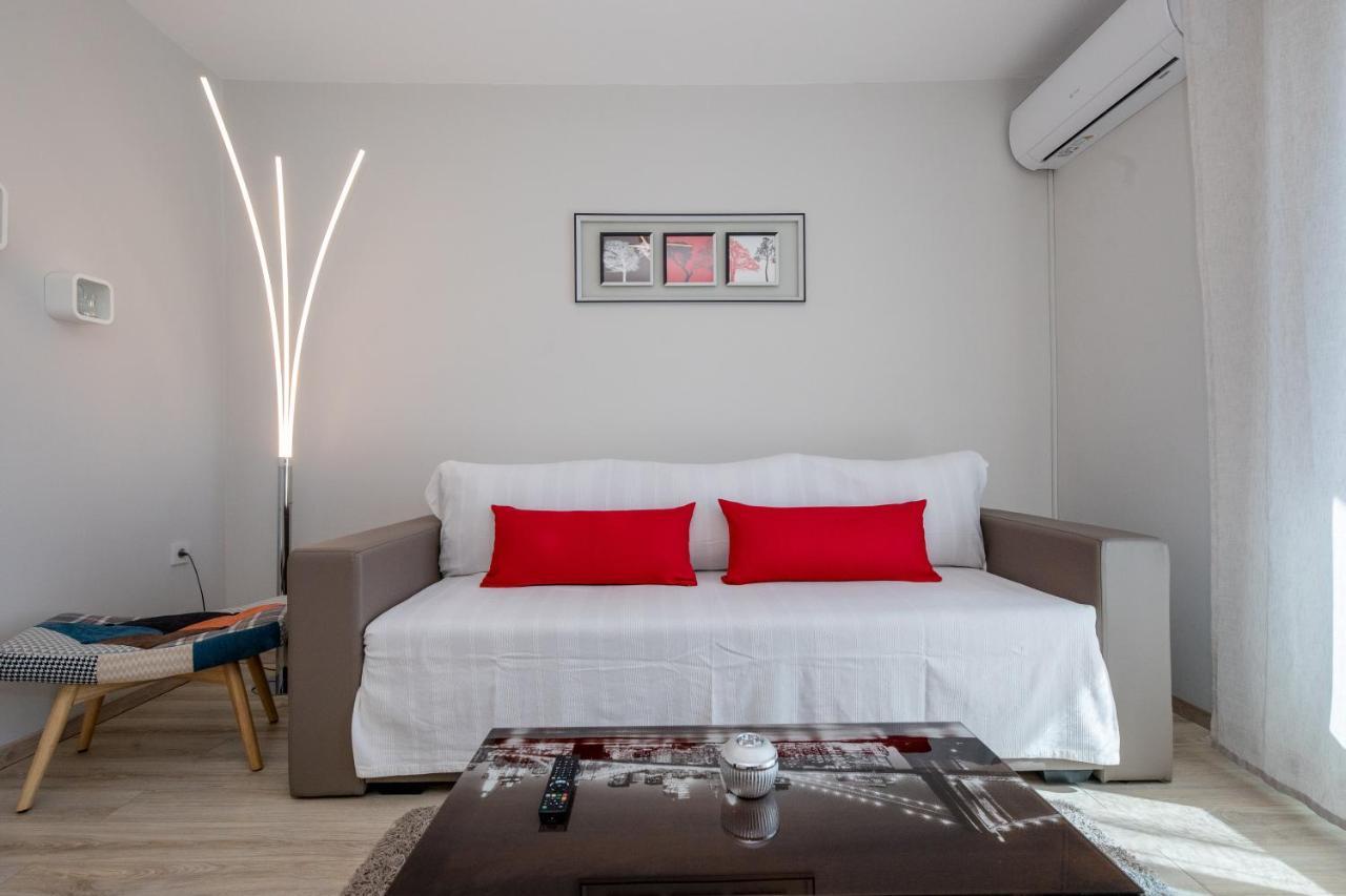 Apartments Luka Rab Town Zewnętrze zdjęcie