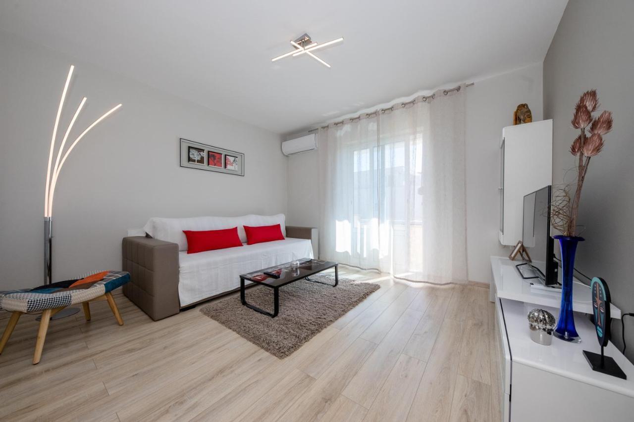 Apartments Luka Rab Town Zewnętrze zdjęcie
