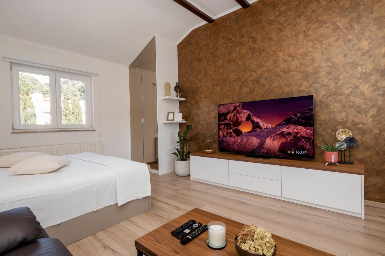 Apartments Luka Rab Town Zewnętrze zdjęcie