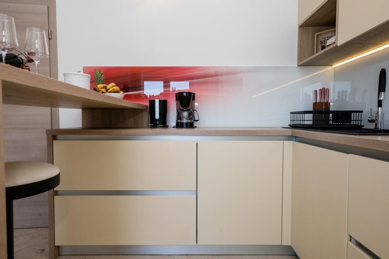 Apartments Luka Rab Town Zewnętrze zdjęcie