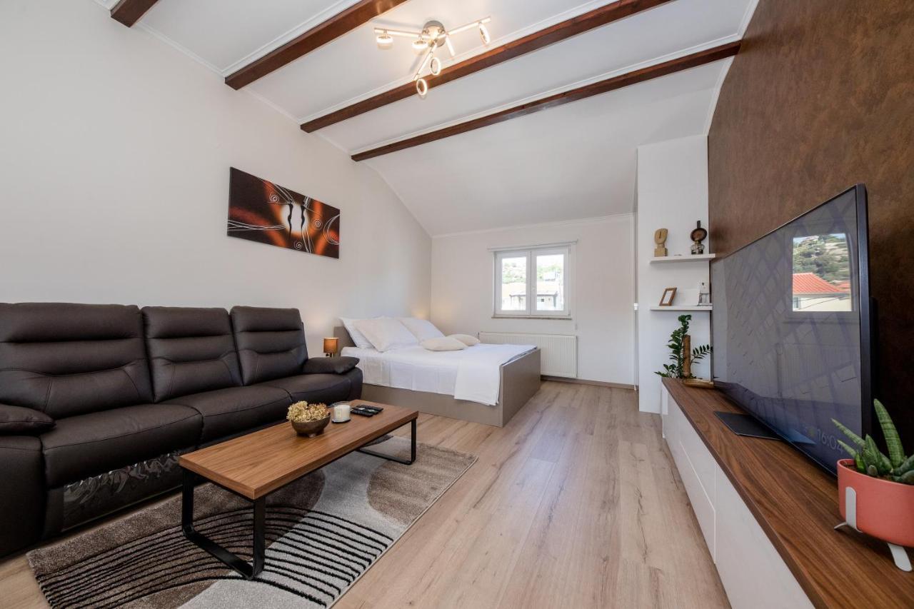 Apartments Luka Rab Town Zewnętrze zdjęcie